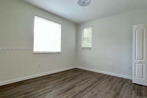 Condominio en alquiler en Homestead, Florida, 3 dormitorios, 99.96 m2 № 2020171 - foto 9