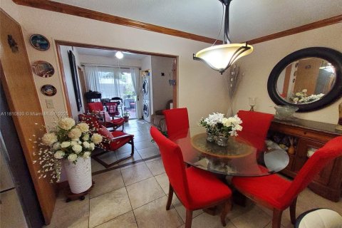 Adosado en venta en Miami, Florida, 3 dormitorios, 128.02 m2 № 1874466 - foto 9