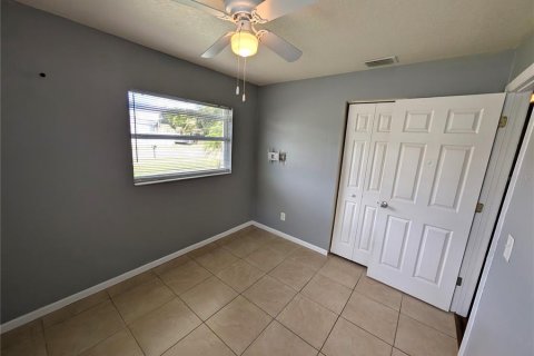Casa en alquiler en Tampa, Florida, 5 dormitorios, 135.27 m2 № 1910064 - foto 15