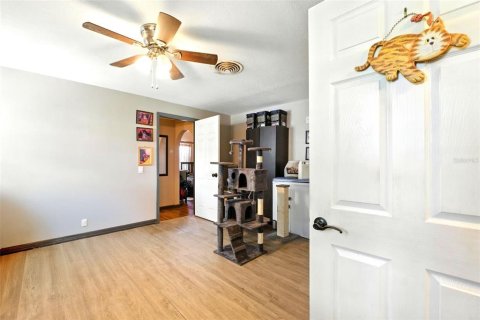 House in Lake Wales, Florida 5 bedrooms, 220.55 sq.m. № 1795883 - photo 17