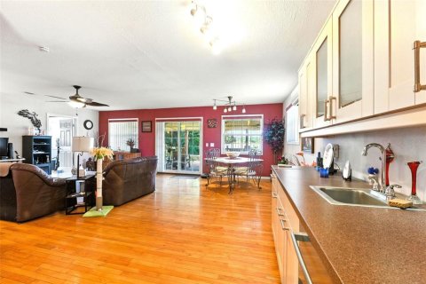 House in Lake Wales, Florida 5 bedrooms, 220.55 sq.m. № 1795883 - photo 27
