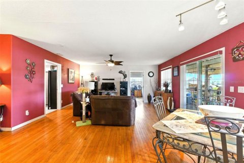 House in Lake Wales, Florida 5 bedrooms, 220.55 sq.m. № 1795883 - photo 7