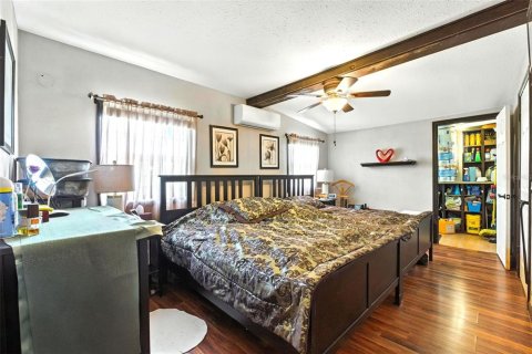 House in Lake Wales, Florida 5 bedrooms, 220.55 sq.m. № 1795883 - photo 23