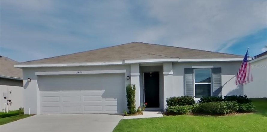 Casa en Spring Hill, Florida 3 dormitorios, 130.53 m2 № 1911052