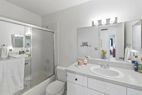 Copropriété à vendre à Tampa, Floride: 1 chambre, 65.96 m2 № 2101143 - photo 8