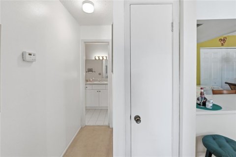 Copropriété à vendre à Tampa, Floride: 1 chambre, 65.96 m2 № 2101143 - photo 7