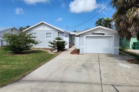 Villa ou maison à vendre à Englewood, Floride: 2 chambres, 103.86 m2 № 1847406 - photo 2