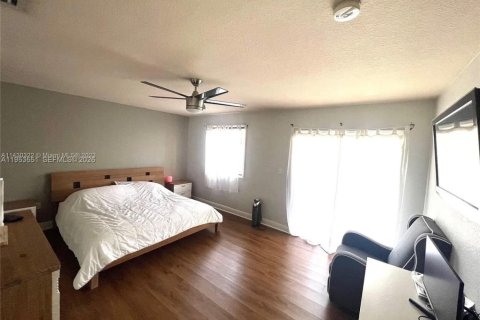 Купить таунхаус в Хайалиа Гарденс, Флорида 3 спальни, 110.37м2, № 2007899 - фото 4