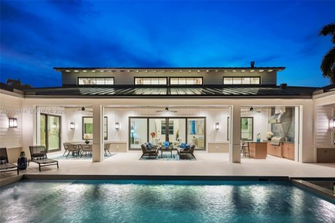 Villa ou maison à vendre à Boca Raton, Floride: 4 chambres, 419.64 m2 № 2424927 - photo 2