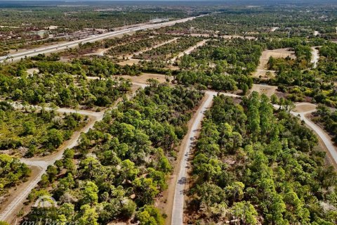 Terreno en venta en North Port, Florida № 2221188 - foto 12