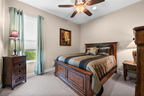 House in Cape Coral, Florida 3 bedrooms, 210.61 sq.m. № 1847826 - photo 25