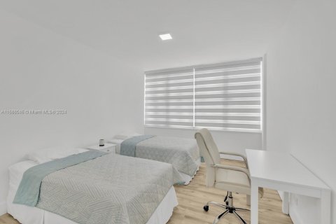 Condominio en venta en Miami Beach, Florida, 2 dormitorios, 102.19 m2 № 1754270 - foto 16