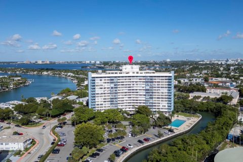 Condominio en venta en Miami Beach, Florida, 2 dormitorios, 102.19 m2 № 1754270 - foto 4