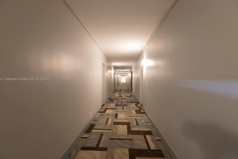 Condominio en venta en Miami Beach, Florida, 2 dormitorios, 102.19 m2 № 1754270 - foto 29