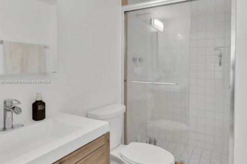 Condominio en venta en Miami Beach, Florida, 2 dormitorios, 102.19 m2 № 1754270 - foto 21