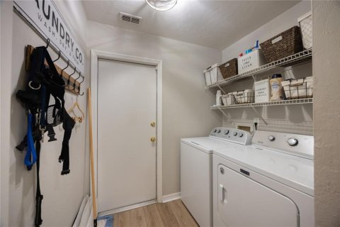 Villa ou maison à vendre à Gainesville, Floride: 3 chambres, 163.14 m2 № 2339470 - photo 30