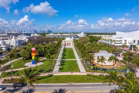 Condominio en venta en Miami Beach, Florida, 2 dormitorios, 95.22 m2 № 2032672 - foto 30