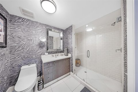 Condominio en venta en Miami Beach, Florida, 2 dormitorios, 95.22 m2 № 2032672 - foto 20