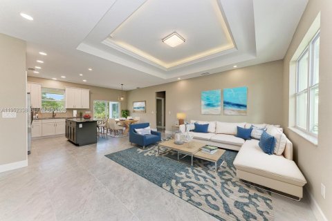 Casa en venta en North Port, Florida, 3 dormitorios № 2008559 - foto 7