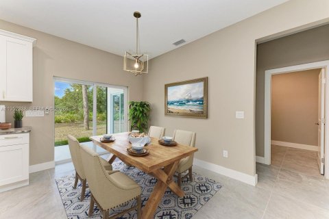 Casa en venta en North Port, Florida, 3 dormitorios № 2008559 - foto 14