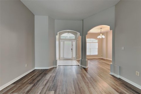 Villa ou maison à louer à Spring Hill, Floride: 4 chambres, 231.14 m2 № 2416419 - photo 17