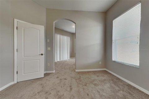 Villa ou maison à louer à Spring Hill, Floride: 4 chambres, 231.14 m2 № 2416419 - photo 7