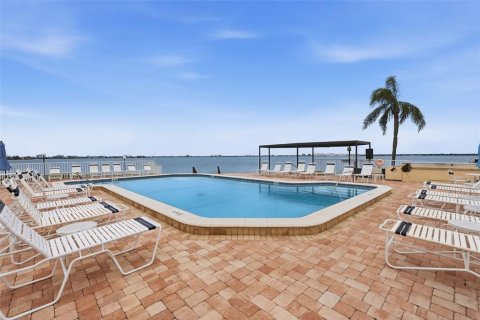 Touwnhouse à vendre à Saint Petersburg, Floride: 3 chambres, 153.29 m2 № 2400183 - photo 30