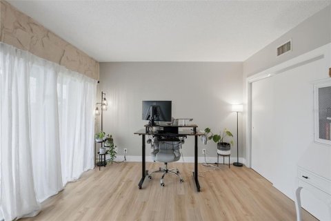 Touwnhouse à vendre à Saint Petersburg, Floride: 3 chambres, 153.29 m2 № 2400183 - photo 12