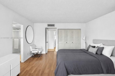 Copropriété à vendre à Aventura, Floride: 3 chambres, 128.21 m2 № 2004583 - photo 13