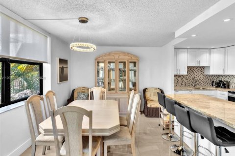 Copropriété à vendre à Aventura, Floride: 3 chambres, 128.21 m2 № 2004583 - photo 5