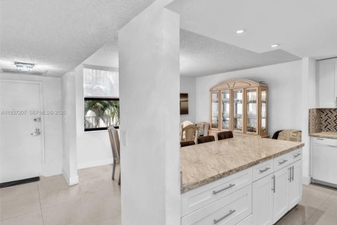 Copropriété à vendre à Aventura, Floride: 3 chambres, 128.21 m2 № 2004583 - photo 4