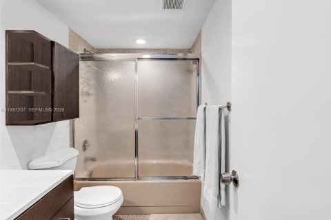 Copropriété à vendre à Aventura, Floride: 3 chambres, 128.21 m2 № 2004583 - photo 18