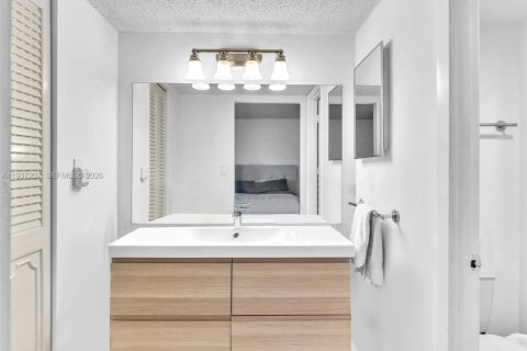 Copropriété à vendre à Aventura, Floride: 3 chambres, 128.21 m2 № 2004583 - photo 15