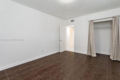 Copropriété à louer à Miami, Floride: 1 chambre, 52.95 m2 № 2076359 - photo 16