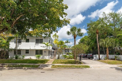 Condo à Miami, Floride, 1 chambre  № 2076359
