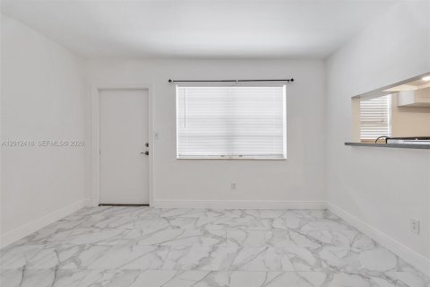 Copropriété à louer à Miami, Floride: 1 chambre, 52.95 m2 № 2076359 - photo 5