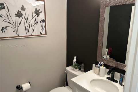 Купить таунхаус в Хайалиа, Флорида 3 спальни, 158.68м2, № 2036037 - фото 7