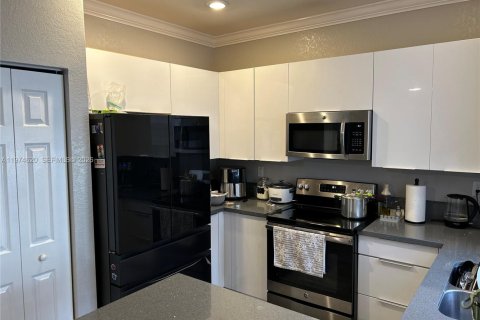 Купить таунхаус в Хайалиа, Флорида 3 спальни, 158.68м2, № 2036037 - фото 6