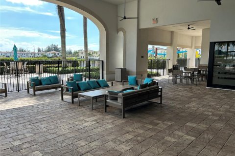 Купить таунхаус в Хайалиа, Флорида 3 спальни, 158.68м2, № 2036037 - фото 13