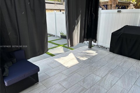 Купить таунхаус в Хайалиа, Флорида 3 спальни, 158.68м2, № 2036037 - фото 8