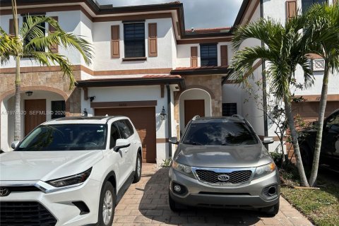 Купить таунхаус в Хайалиа, Флорида 3 спальни, 158.68м2, № 2036037 - фото 2