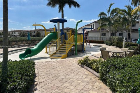 Купить таунхаус в Хайалиа, Флорида 3 спальни, 158.68м2, № 2036037 - фото 17