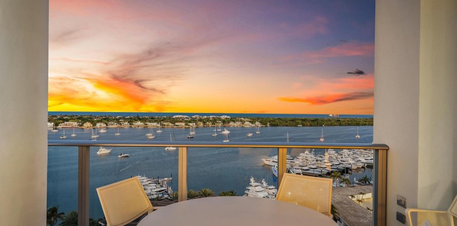 Condominio en North Palm Beach, Florida, 3 dormitorios  № 1031933