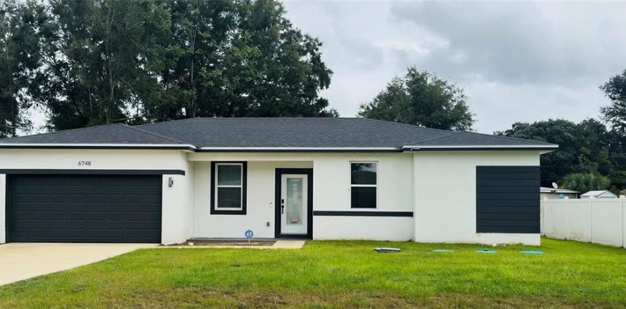 Villa ou maison à Ocala, Floride 4 chambres, 149.39 m2 № 2399451