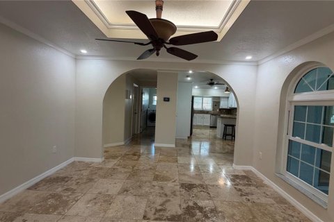 Villa ou maison à louer à Port Charlotte, Floride: 4 chambres, 251.11 m2 № 2419951 - photo 5