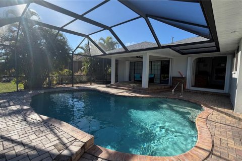 Villa ou maison à louer à Port Charlotte, Floride: 4 chambres, 251.11 m2 № 2419951 - photo 19