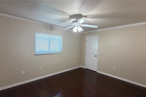 Villa ou maison à louer à Port Charlotte, Floride: 4 chambres, 251.11 m2 № 2419951 - photo 8