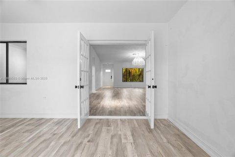 House in Boca Raton, Florida 4 bedrooms, 176.7 sq.m. № 1942427 - photo 13