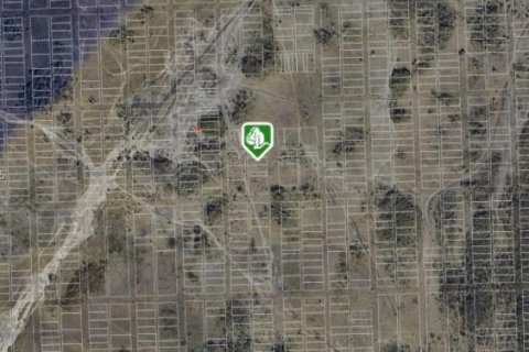 Terreno en venta en Miami, Florida № 1972163 - foto 3