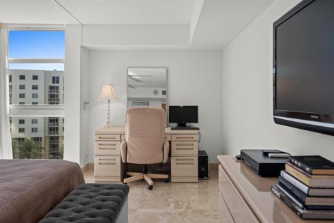 Condominio en venta en Pompano Beach, Florida, 2 dormitorios, 145.86 m2 № 2260200 - foto 10